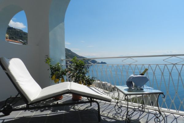 Holiday (Praiano)